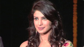 कैट बनी प्रियंका के दर्द की वजह...