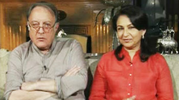 Tiger Pataudi, Sharmila Tagore cheer for India