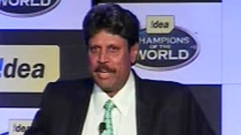 Video : Don't judge Dhoni by the World Cup result: Kapil Dev