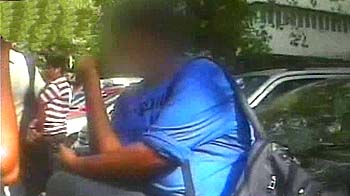 टिकटों की हो रही है कालाबाजारी