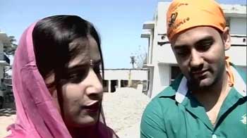 Bhajji's family offers prayer of thanks