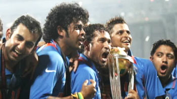 फाइनल की गेंद 21 लाख की