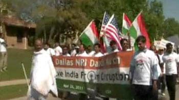 Video : NRIs join Anna Hazare's crusade