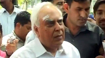 सरकार का प्रस्ताव किया खारिज