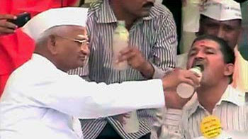 अन्ना का ऐलान, संघर्ष अभी बाकी अन्ना का ऐलान, संघर्ष अभी बाकी