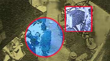 Body found in parcel: Murderer caught on CCTV?