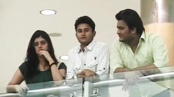 West Bengal: Focus on young voters