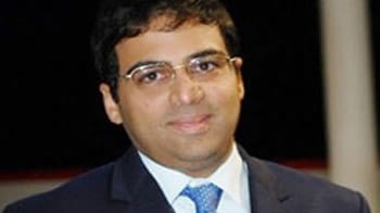 Video : Viswanathan Anand is a proud daddy!