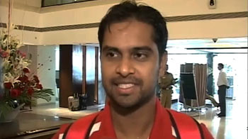 और मंजिलें तय करनी हैं : वलथटी