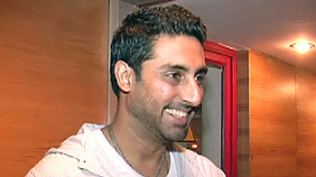 Dhoni, the 'Guru' for Abhishek