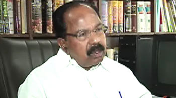 Need to relook sedition laws: Moily Need to relook sedition laws: Moily