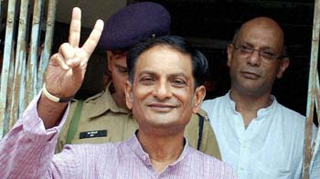 SC से बिनायक को मिली जमानत