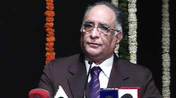 Need clean men in black robes: CJI