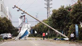 Thunderstorms kill 18 people in south China