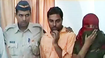 मुंबई में चार कबूतरबाज फंसे