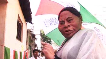 Who is it going to be: Left or Mamata Banerjee?