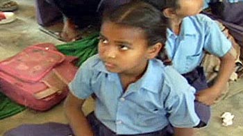 10 लाख की आबादी, 1 सरकारी स्कूल 10 लाख की आबादी, 1 सरकारी स्कूल