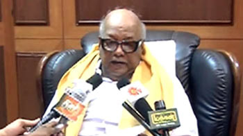 Sri Sathya Sai Baba brought water to Chennai: Karunanidhi