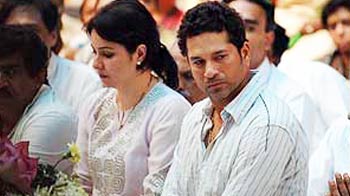 A grieving Sachin breaks down