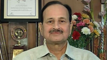 Likely to spend Rs 17,00 cr in FY12: Power Grid