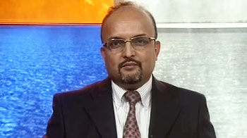 No trigger to push markets higher: Experts