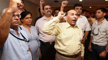 Air India cancels domestic bookings as strike worsens