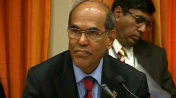 RBI hikes savings deposit rate to 4%