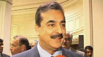 Embarrassment for Pak PM in Paris