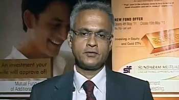 Sundaram MF pins hopes on Gold-equity fund