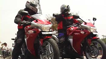Video : CBR 250R is NDTV two-wheeler of the year