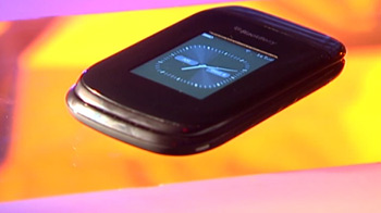 ब्लैकबेरी का फ्लिप फोन, स्टाइल