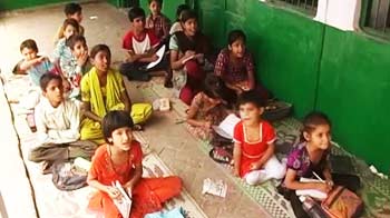 Video : No desks, no benches at this Meerut school