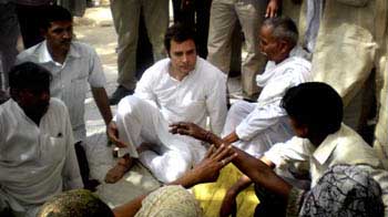 भट्टा परसौल गांव पहुंचे राहुल