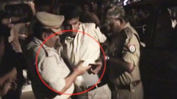 Video : Man with pistol caught near Rahul Gandhi