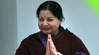Comeback queen Jayalalithaa sweeps Tamil Nadu