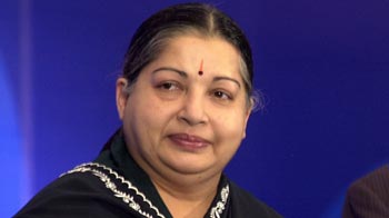 Jayalalithaa set to slap fresh cases on DMK