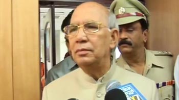 'Yeddyurappa govt can't play smart with me':  Governor Bhardwaj