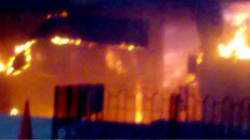 खतरे में फ्लाई ओवर खतरे में फ्लाई ओवर