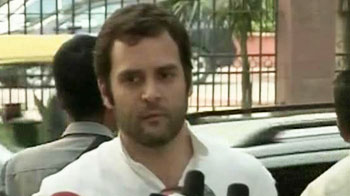 Rahul Gandhi takes farmers' plight to PM