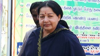 Jayalalithaa meets PM, should DMK worry?