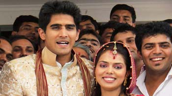 Video : Vijender weds Delhi girl, Rahul Gandhi among guests