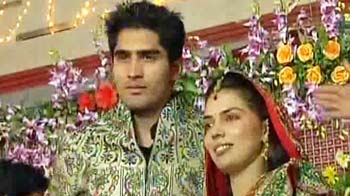 Vijender Singh hosts reception in Bhiwani