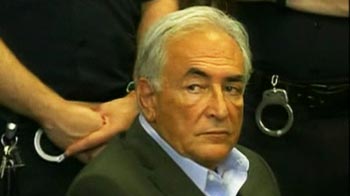 Don't want him in building: Strauss' neighbours