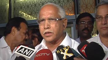 Yeddyurappa in Delhi, demands Karnataka Governor's recall