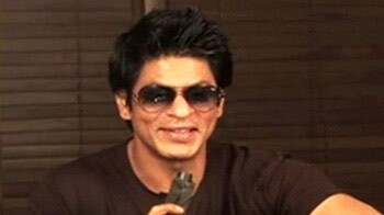 Video : SRK's first video blog