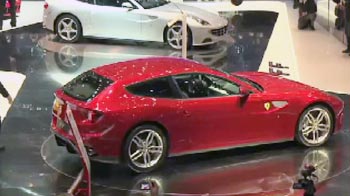 अब भारत में भी आ गई फेरारी