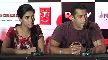 खुद को नं.1 नहीं कहता : सल्लू