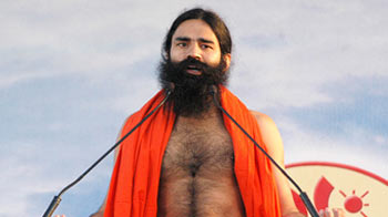 Govt's wooing of Baba Ramdev backfires?