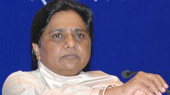 Video : Mayawati counters Rahul Gandhi with new land policy