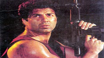 परदे पर फिर आ रही है 'घायल'